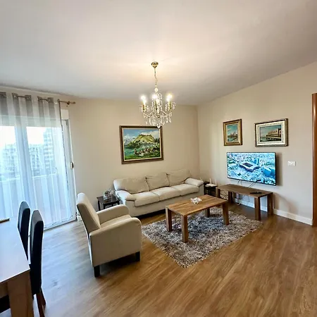 Apartment Kk Air Albania-centrally Located
